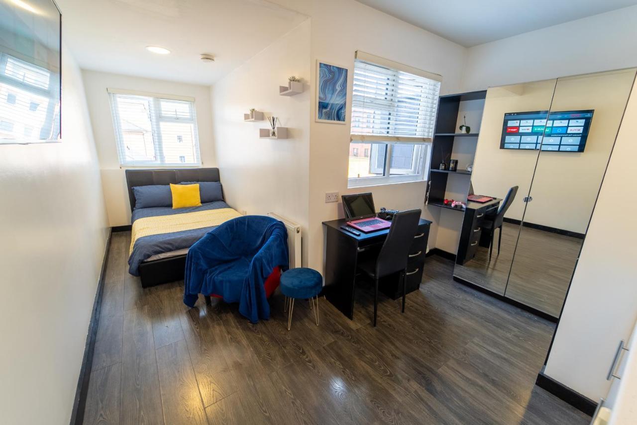 Stay Sa Cosy Equipped Studios Available 10 Mins From The City! Free Wifi &50" Smart Tv'S! Birmingham Camera foto